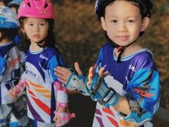 -悦动体能篮球羽毛球网球(三里河店)