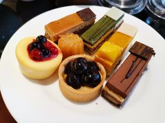 -圣丰索菲特·2 On 988 Café 自助餐厅