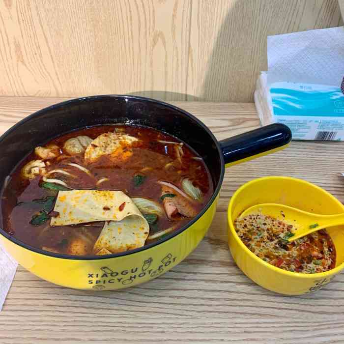 小谷姐姐麻辣拌61麻辣烫(奥龙观邸店)