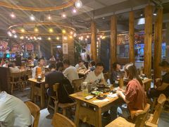 大堂-聚点串吧·北京烧烤(赵登禹路店)