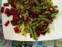 -乡土特色.冷锅鱼.牦牛肉汤锅