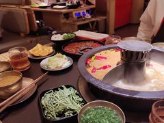 -晓宇重庆火锅(西安荟聚店)