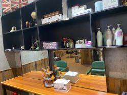 -PE SALON
