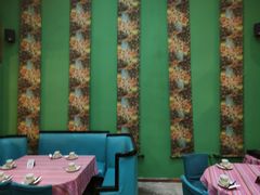 -香巴拉云南餐厅(华莱坞店)