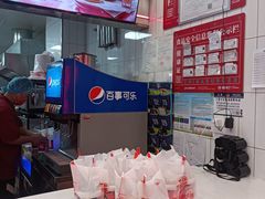 -塔斯汀中国汉堡(江夏地铁站店)
