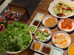 -明洞阿姨·韩式酱蟹烤肉·创意料理(三元桥店)