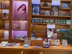 -宝丽眼镜(湖墅店)