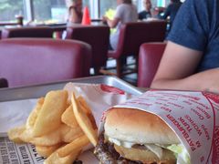 烧烤猪肉汉堡-FATBURGER 特富客汉堡(外交公寓店)