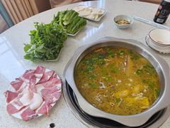 -乙丙丁正宗昭通天麻火腿鸡(总店)