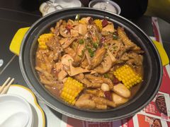 -多嘴超级肉蟹煲(中街恒隆故宫店)