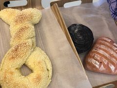 -奈雪的茶(亨特国际广场店)