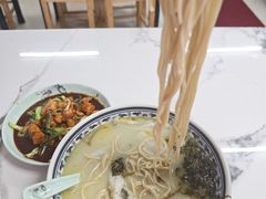 -明呈黄鱼面馆(斜土路店)