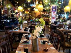 -临界音乐酒馆·小龙虾·江湖菜(华熙LIVE·鱼洞店)