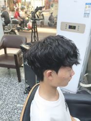 -藤野造型专业烫染接发