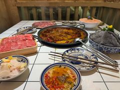 -旧街市鲜货老火锅(大光路店)