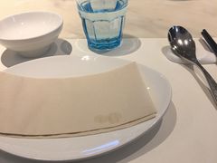 -港丽餐厅(高德置地店)