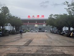 -亚龙湾站