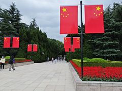 -上海市龙华烈士陵园