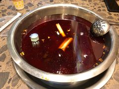 -肖肖酸萝卜鱼火锅(总店)
