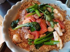 -大头虾越式风味餐厅(光明广场店)