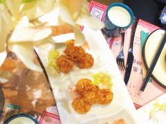 -胡桐里音乐酒馆(孝南店)