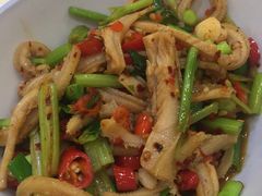 -红色湘菜馆(春风店)