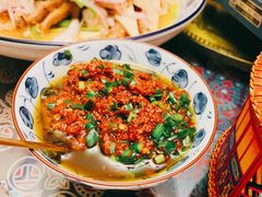韭菜辣酱-一个勺子新疆锡伯主题私房菜(红墙巷49号院店)
