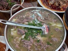-杨三娘跷脚牛肉(羊子山西路店)