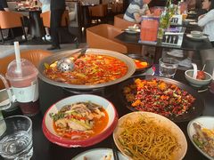 -麻六记(凤凰汇店)