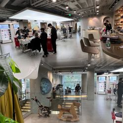 -变画·发型STUDIO