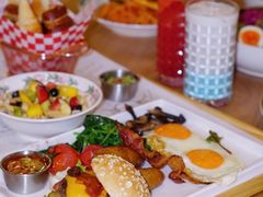 -Dough&Joe团憩(瑞虹天地月亮湾店)