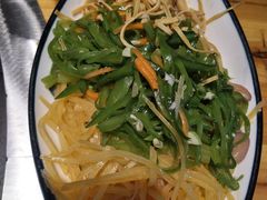 -山里屯铁锅炖·东北菜(康桥店)