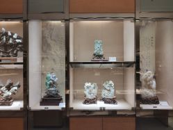 -北京七彩云南翡翠珠宝旗舰店(月坛店)