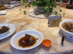 -沪华海鲜大酒楼(南汇店)