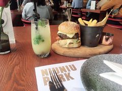 -NIUNIUPARK和牛螃蟹(龙湖杭州滨江天街店)