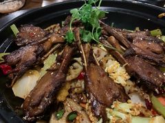 干锅鸭下巴-靓蛙馆