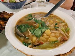 羊肉面片汤-那达慕蒙古风味酒楼