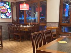 -小天鹅火锅·一线江景洪鼎旗舰店(洪崖洞店)