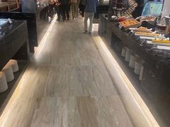 -东方红海鲜百汇(国际大厦店)