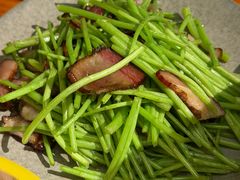 -莲餐厅·湖北菜·潜江小龙虾店(愚园路店)