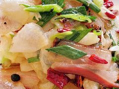 -石磨豆花家常菜·牦牛排土火锅