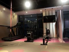 -思迈威健身(积玉桥万达店)