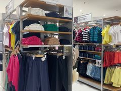 -优衣库(上海金桥国际商业广场店)