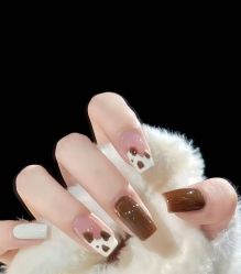 -桃色美甲沙龙