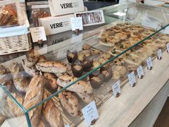 -VERIE BAKEHOUSE