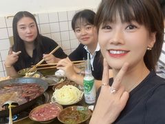 -黄潇洒老火锅(九眼桥宏济巷店)