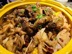 -多嘴超级肉蟹煲(吉林财富购物广场店)