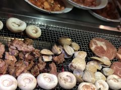 -马路牙子烧烤音乐酒馆(望京店)
