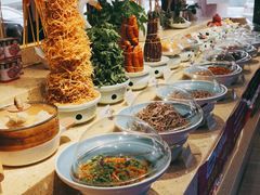 自助取餐区-挂雪铁锅炖大鹅