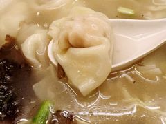 -三两春肚肺汤(崂山路店)
